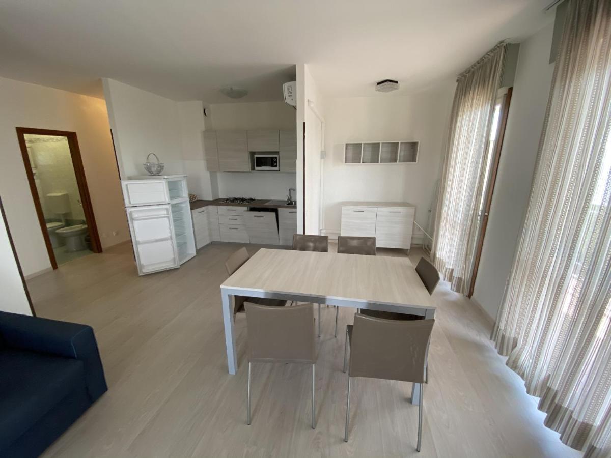 Condominio Aquilone Lignano Sabbiadoro Exterior foto
